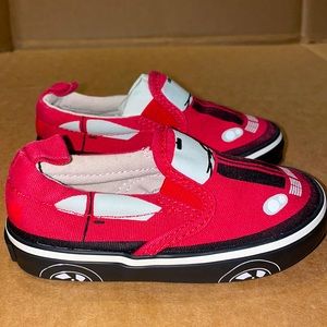 Old Navy Toddler Slip-on Size 5